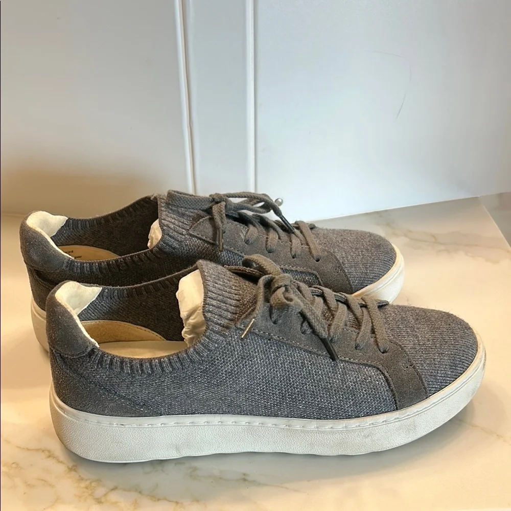 Johnston & Murphy Gray Knit Lace-Up Sneakers